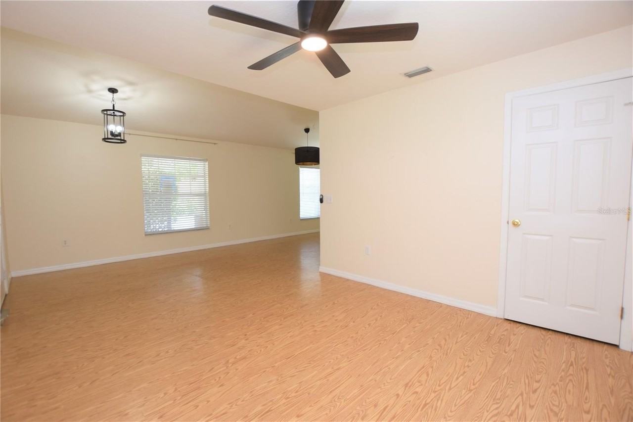 302 W Belmar St - Photo 6 of 22