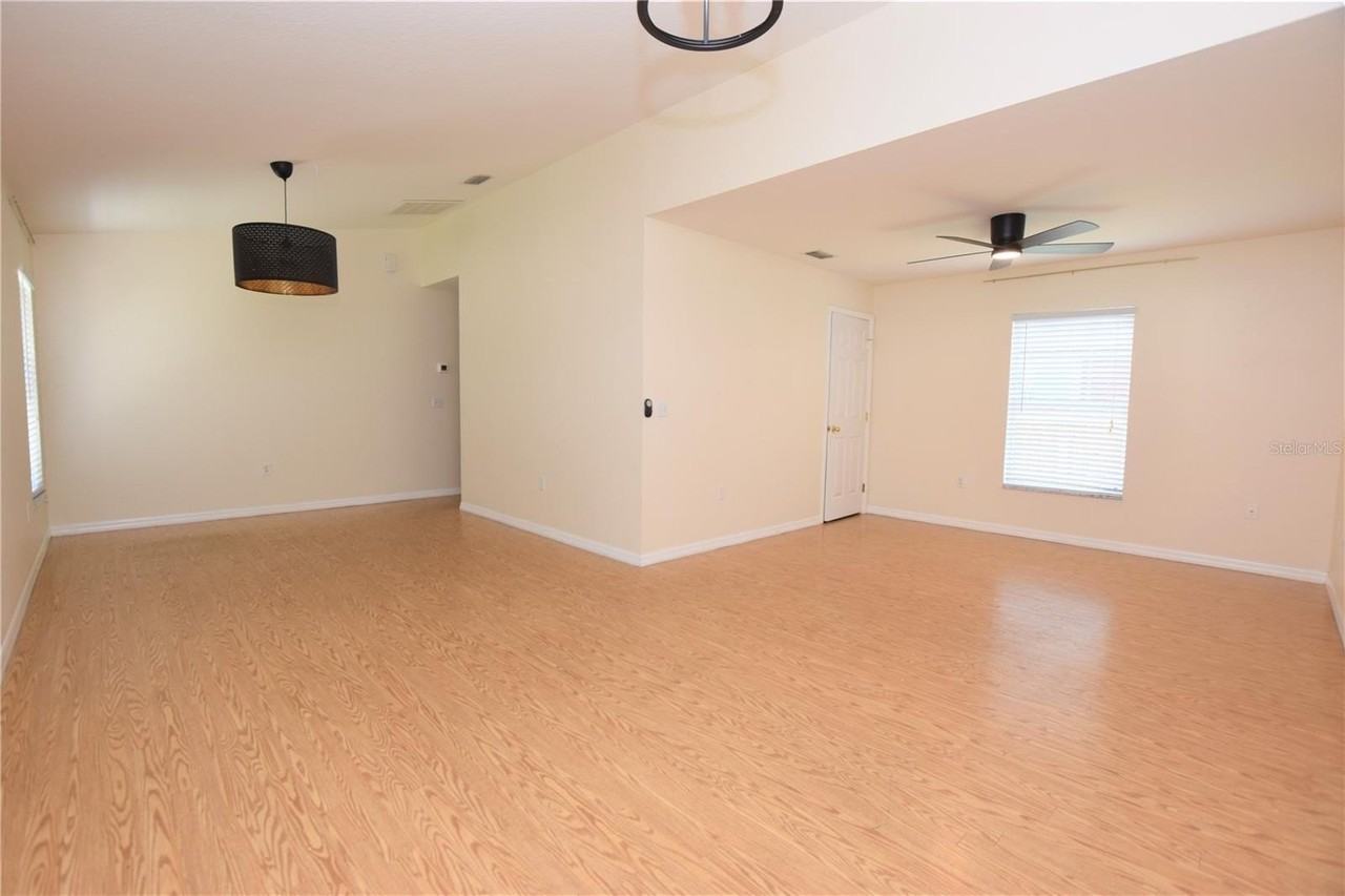 302 W Belmar St - Photo 7 of 22