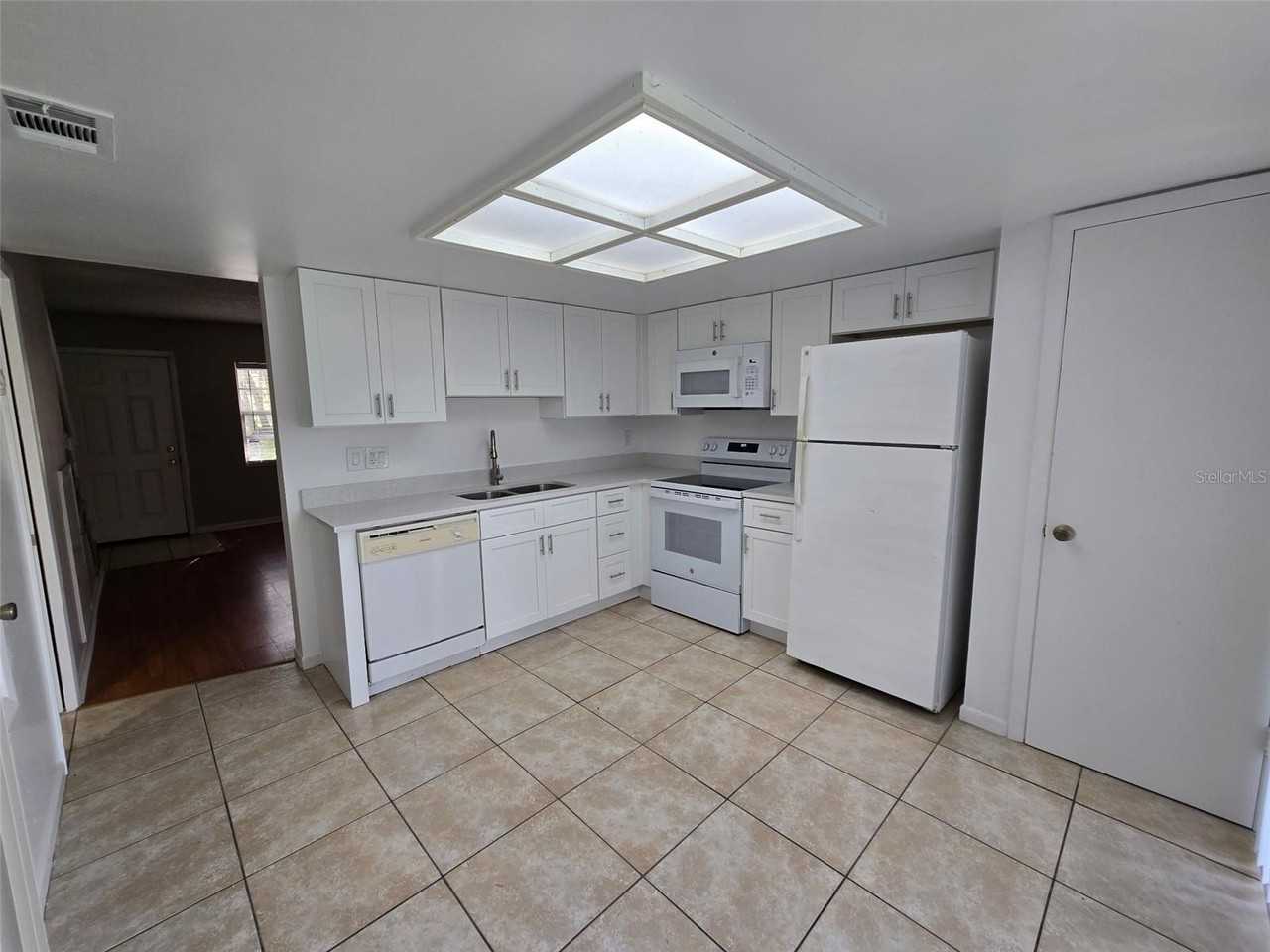 3540 Khayyam Ave - Photo 6 of 14