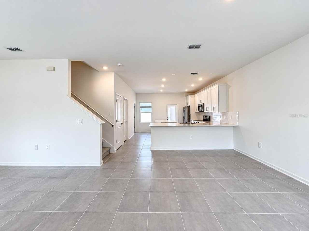5605 Ronin Dr - Photo 6 of 32