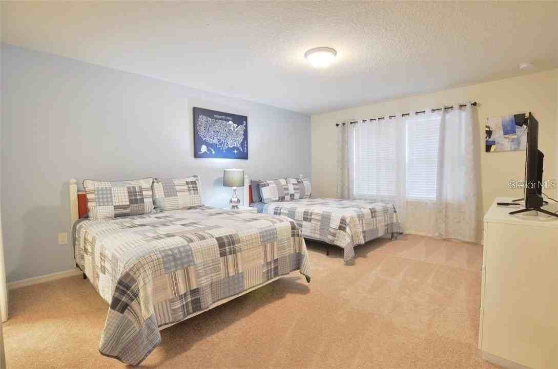 8854 Geneve Ct - Photo 6 of 35