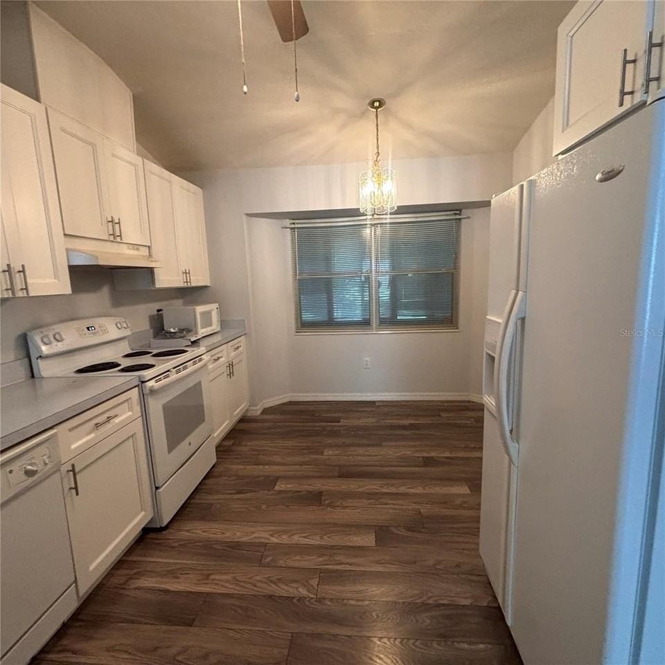 7795 Sw 117th Street Rd - Photo 3 of 15