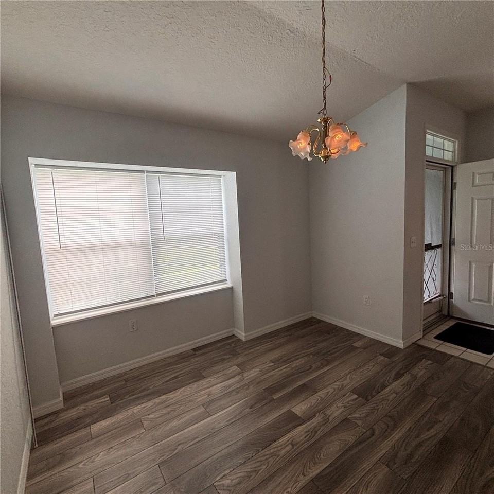 7795 Sw 117th Street Rd - Photo 5 of 15