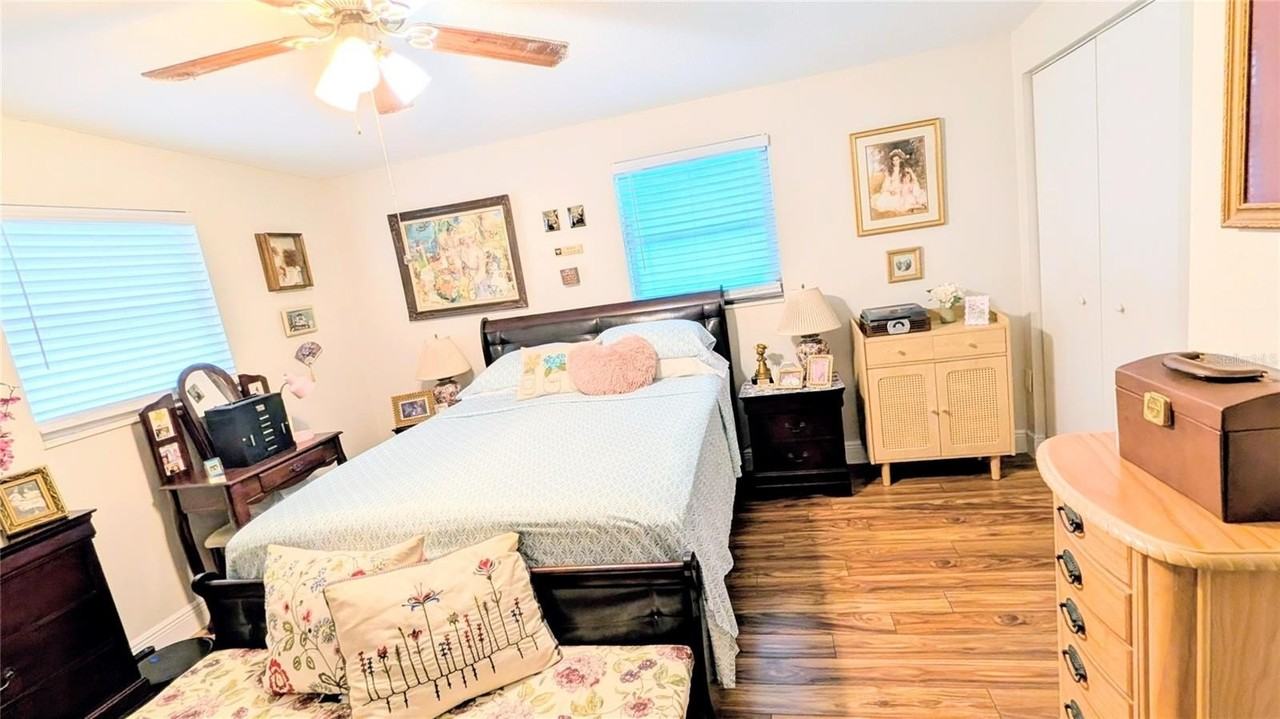 19 Lamplight Ln - Photo 7 of 11