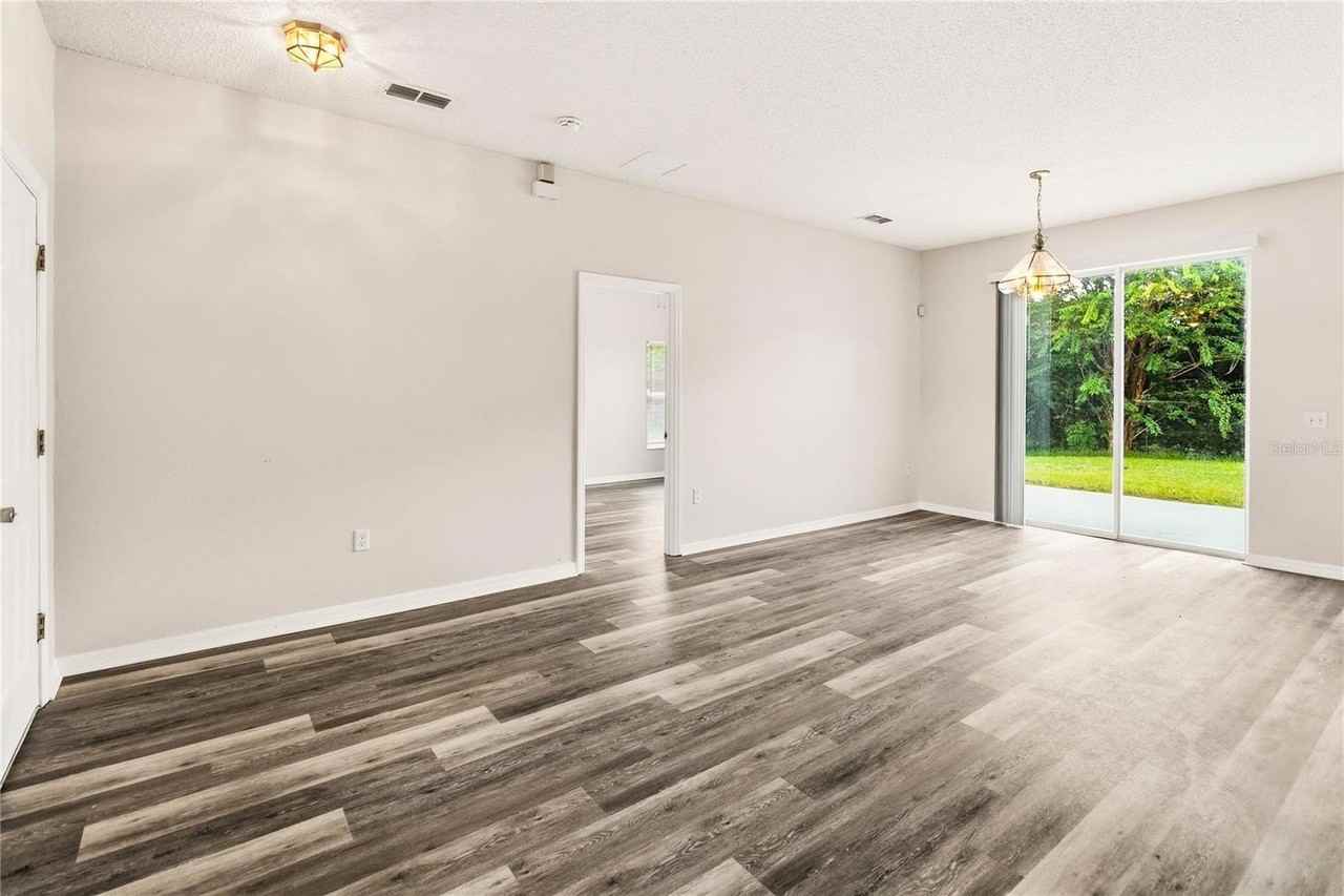 251 Grouper Ct - Photo 7 of 28