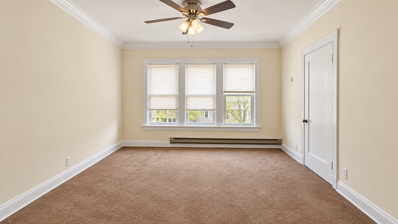 2512 N Lincoln Ave #2 - Photo 5 of 6