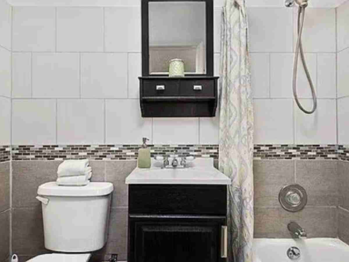 200 W Menomonee St #14 - Photo 6 of 8