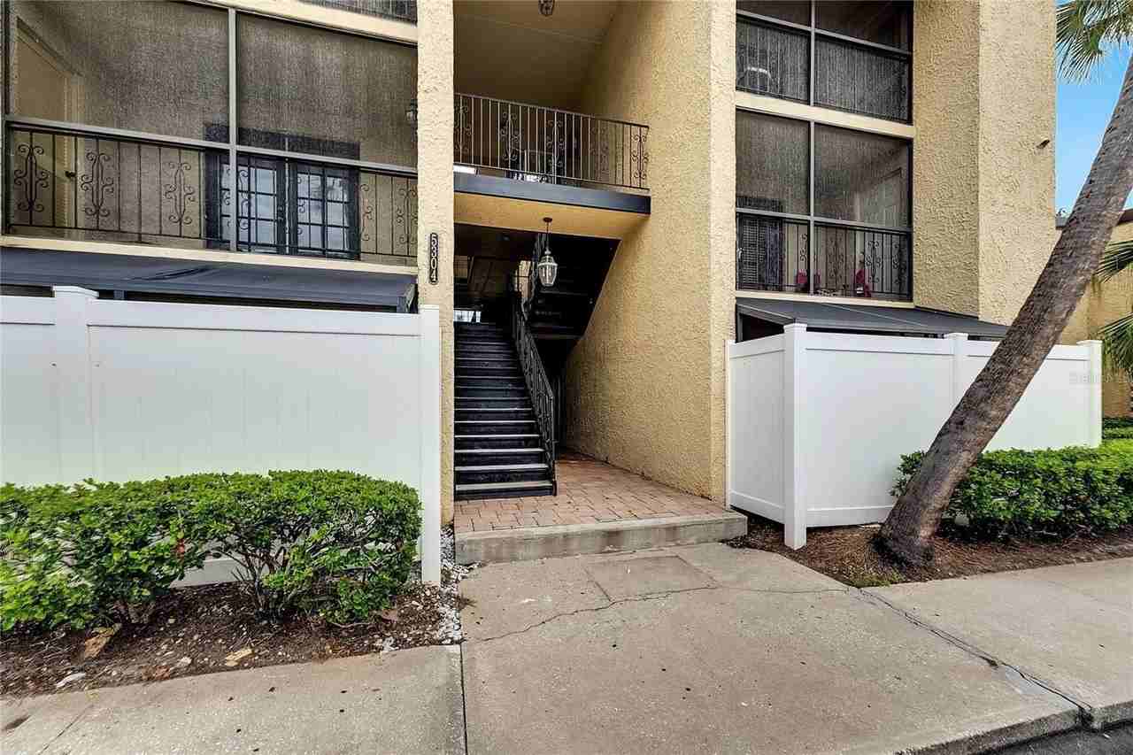 5304 W Kennedy Blvd #106 - Photo 2 of 42