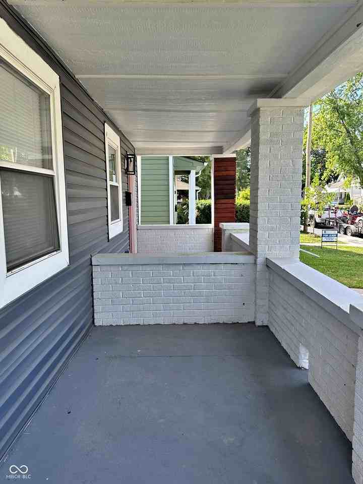 2143 Bellefontaine St - Photo 4 of 19