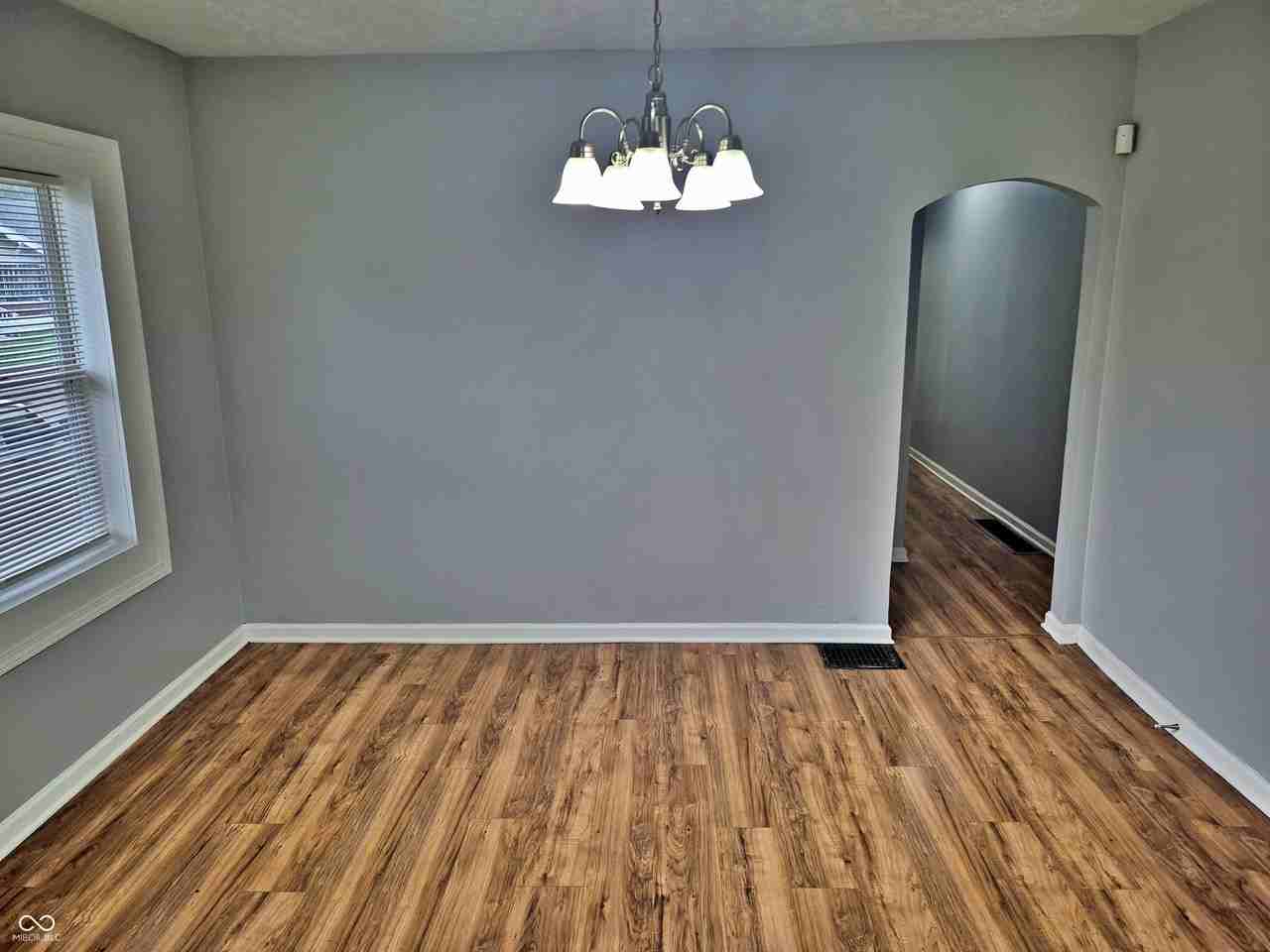 1727 N Tacoma Ave - Photo 6 of 17