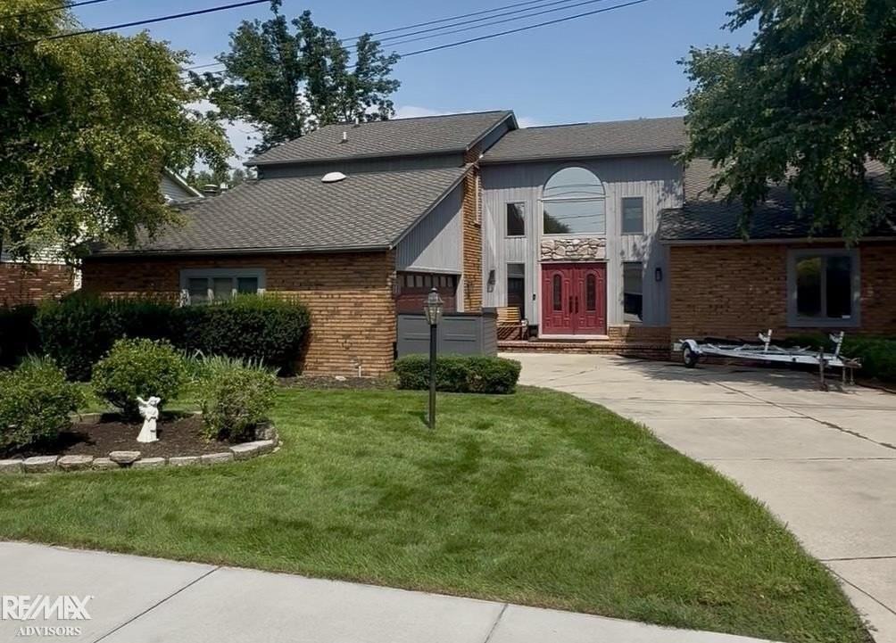 7354 Flamingo St - Photo 2 of 50