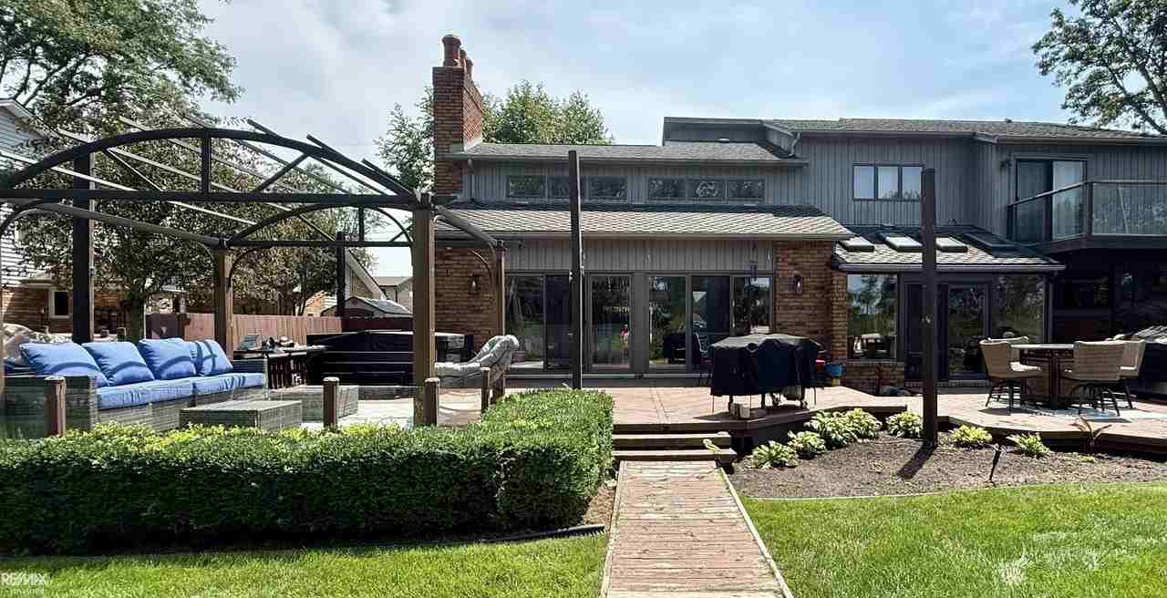 7354 Flamingo St - Photo 6 of 50