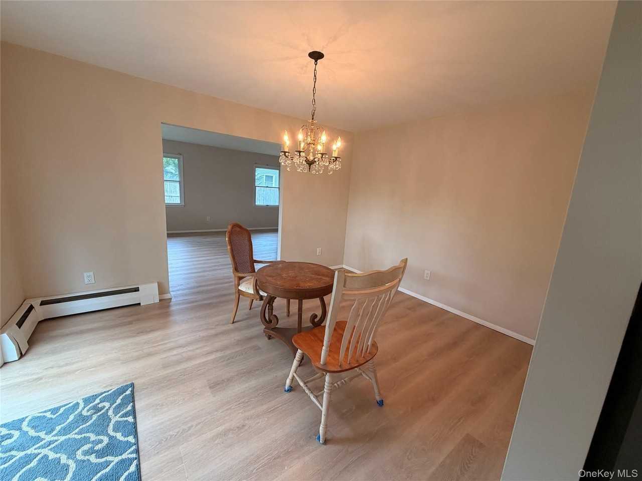 20 Tulip Hill Ln - Photo 4 of 16