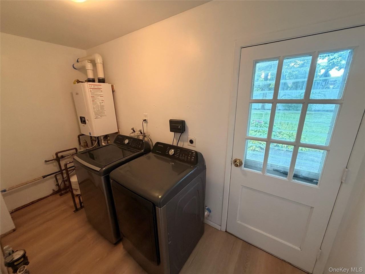 20 Tulip Hill Ln - Photo 7 of 16