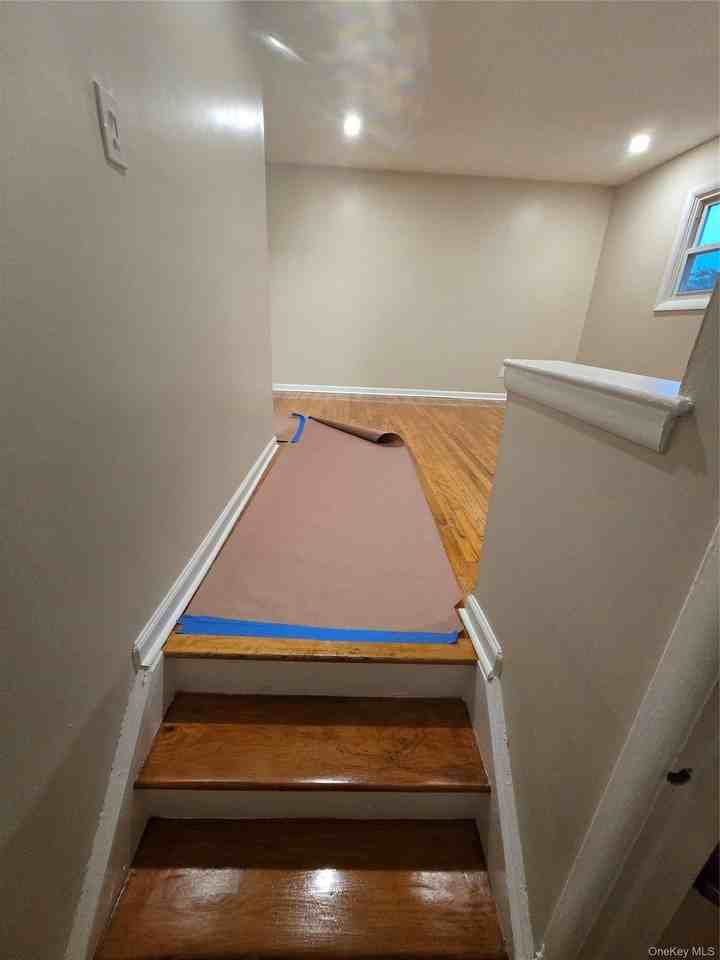 13028 144th St #2 - Photo 4 of 11
