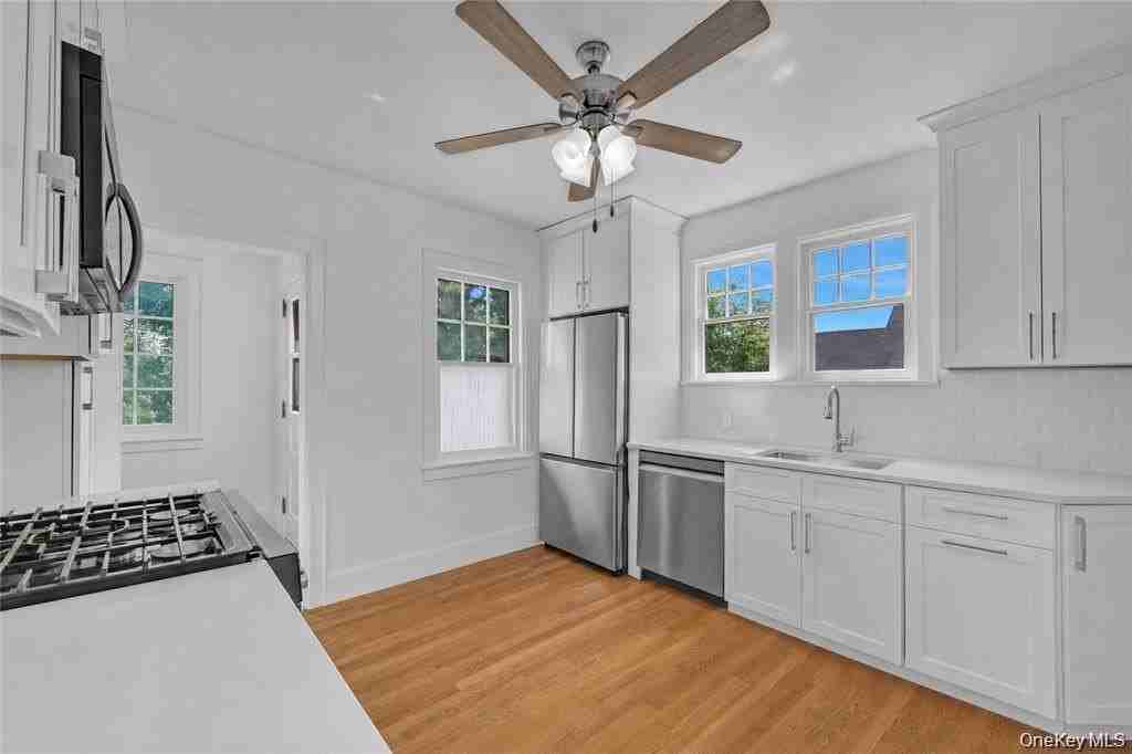 27 Summit St - Photo 4 of 6