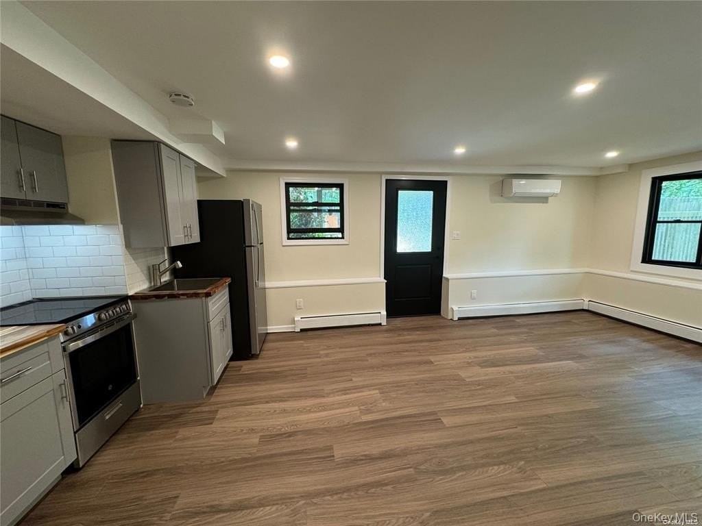 4 Nicholas Ct - Photo 5 of 14
