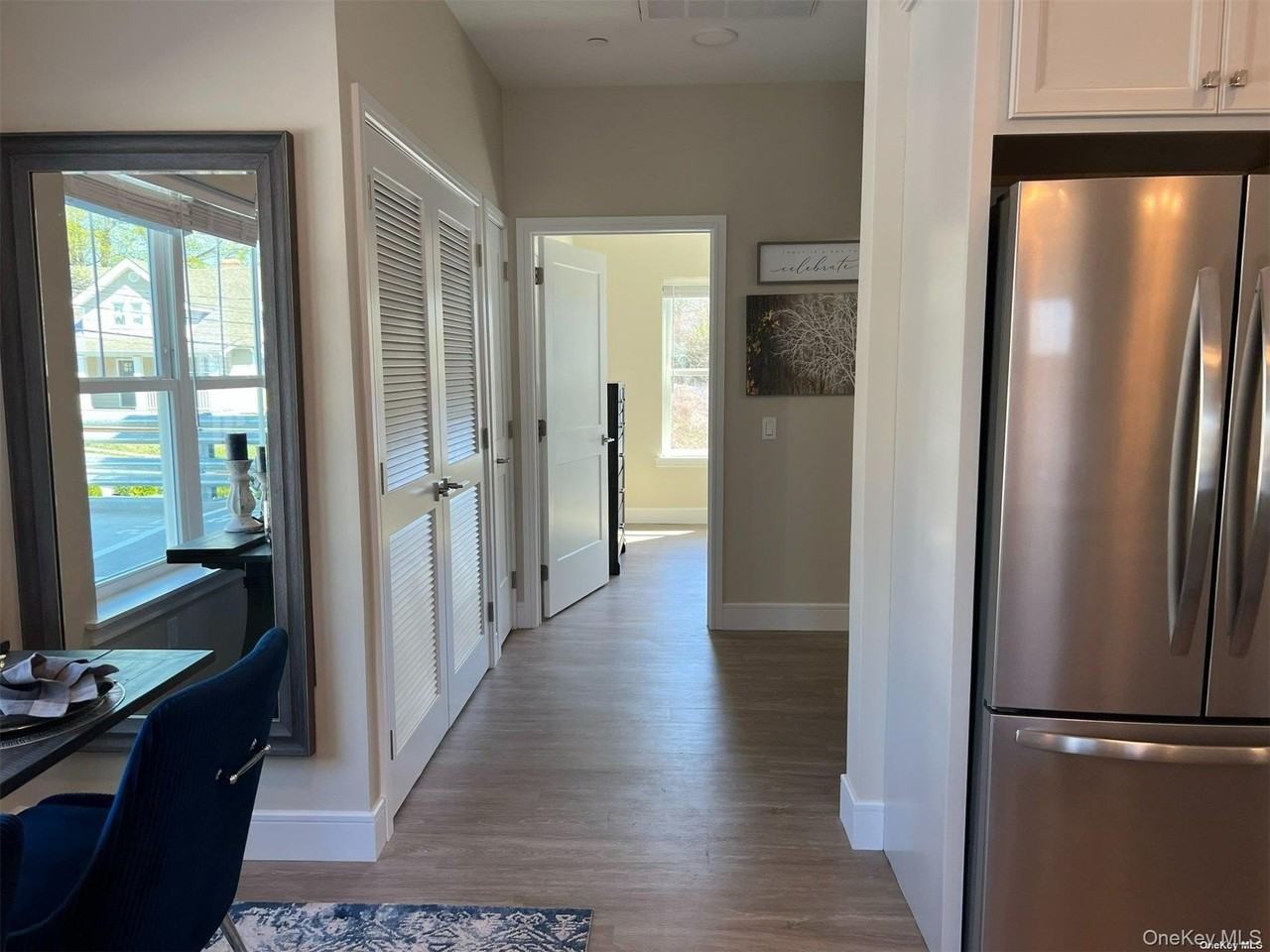 1080 New York Ave #307 - Photo 2 of 10
