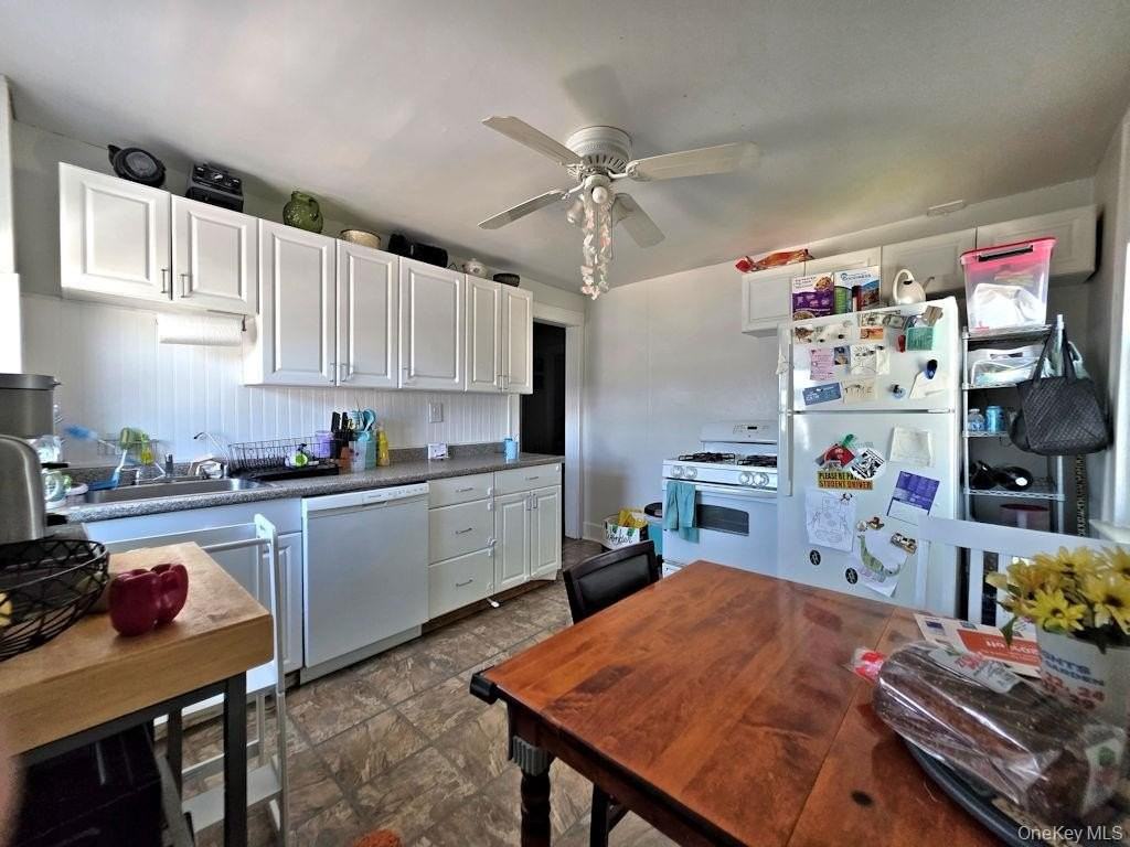 221 S Ridge St #2ndFL - Photo 4 of 9