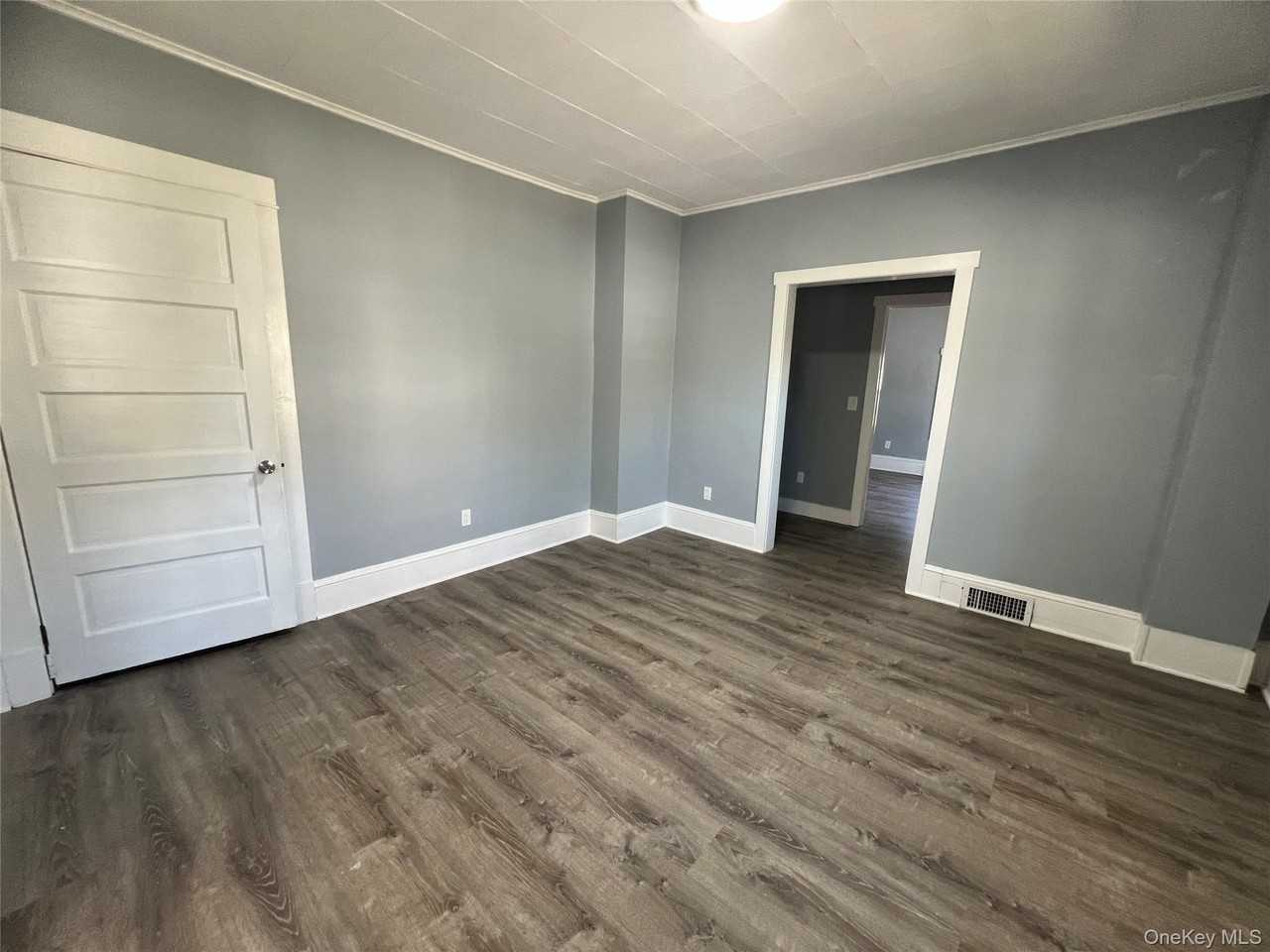 20 W Broome St #1 - Photo 7 of 26