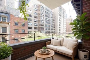 30 E 38th St #4C - Photo 1 of 1