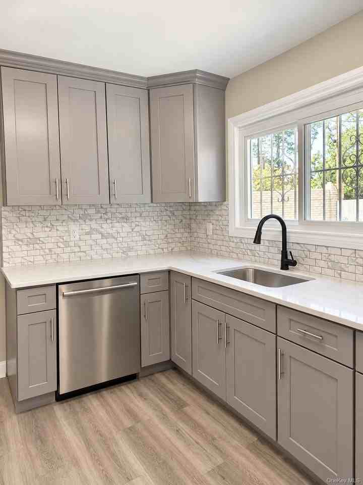 19511 Keno Ave - Photo 2 of 6
