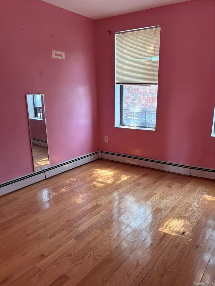 12710 Liberty Ave - Photo 3 of 5