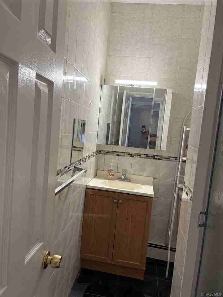 12710 Liberty Ave - Photo 5 of 5