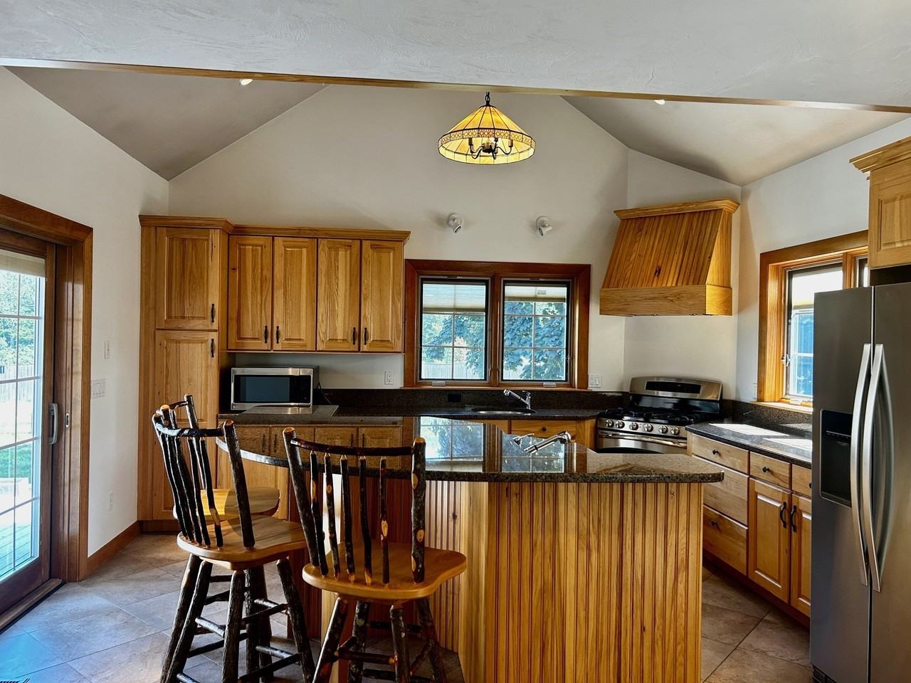 22 Hudson Rd - Photo 5 of 14