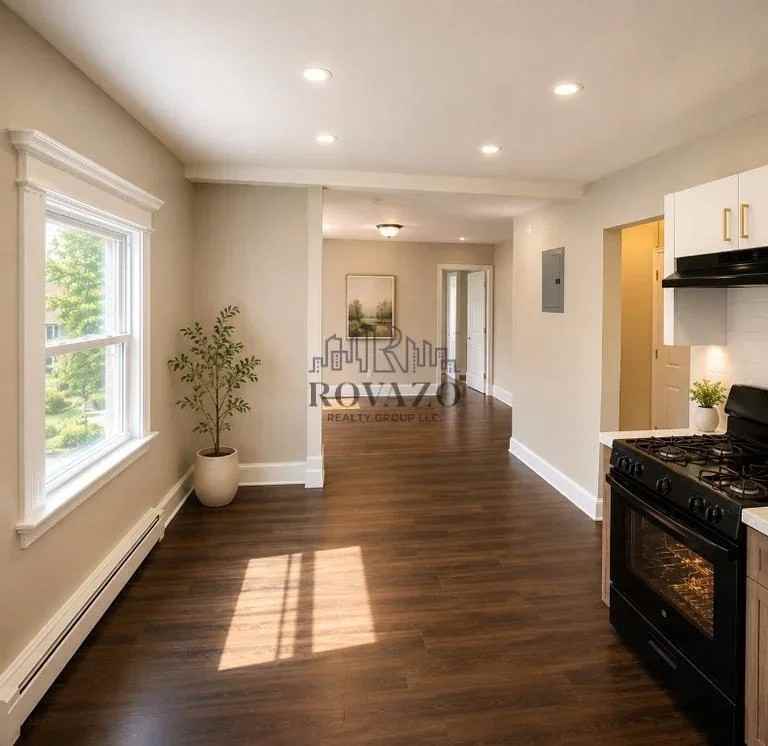 76 Ridge St #3C - Photo 3 of 8