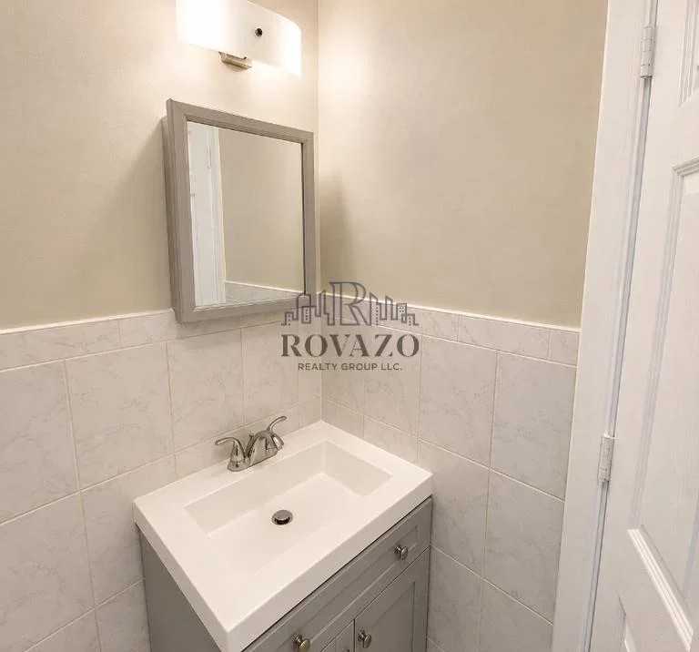 76 Ridge St #3C - Photo 4 of 8