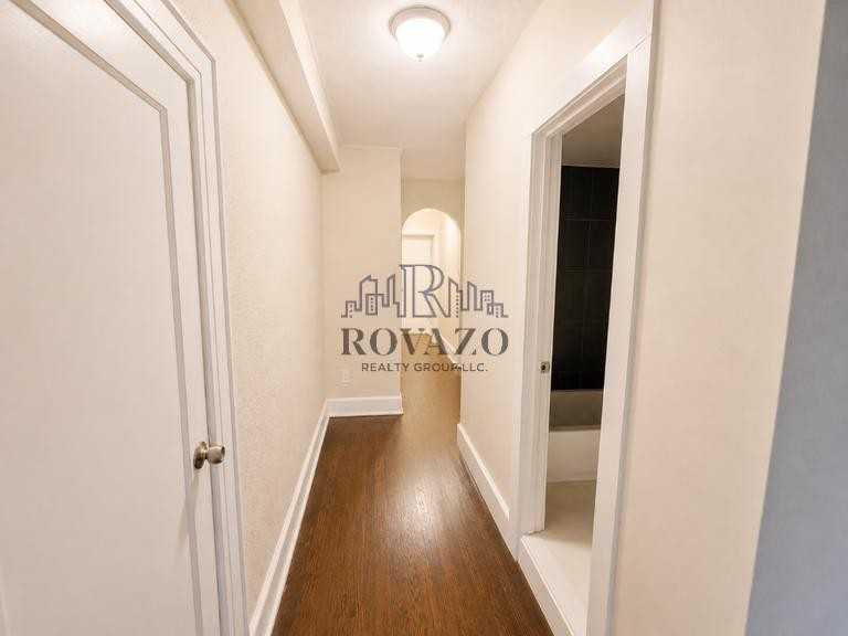 691 Elizabeth Ave #24C - Photo 4 of 8
