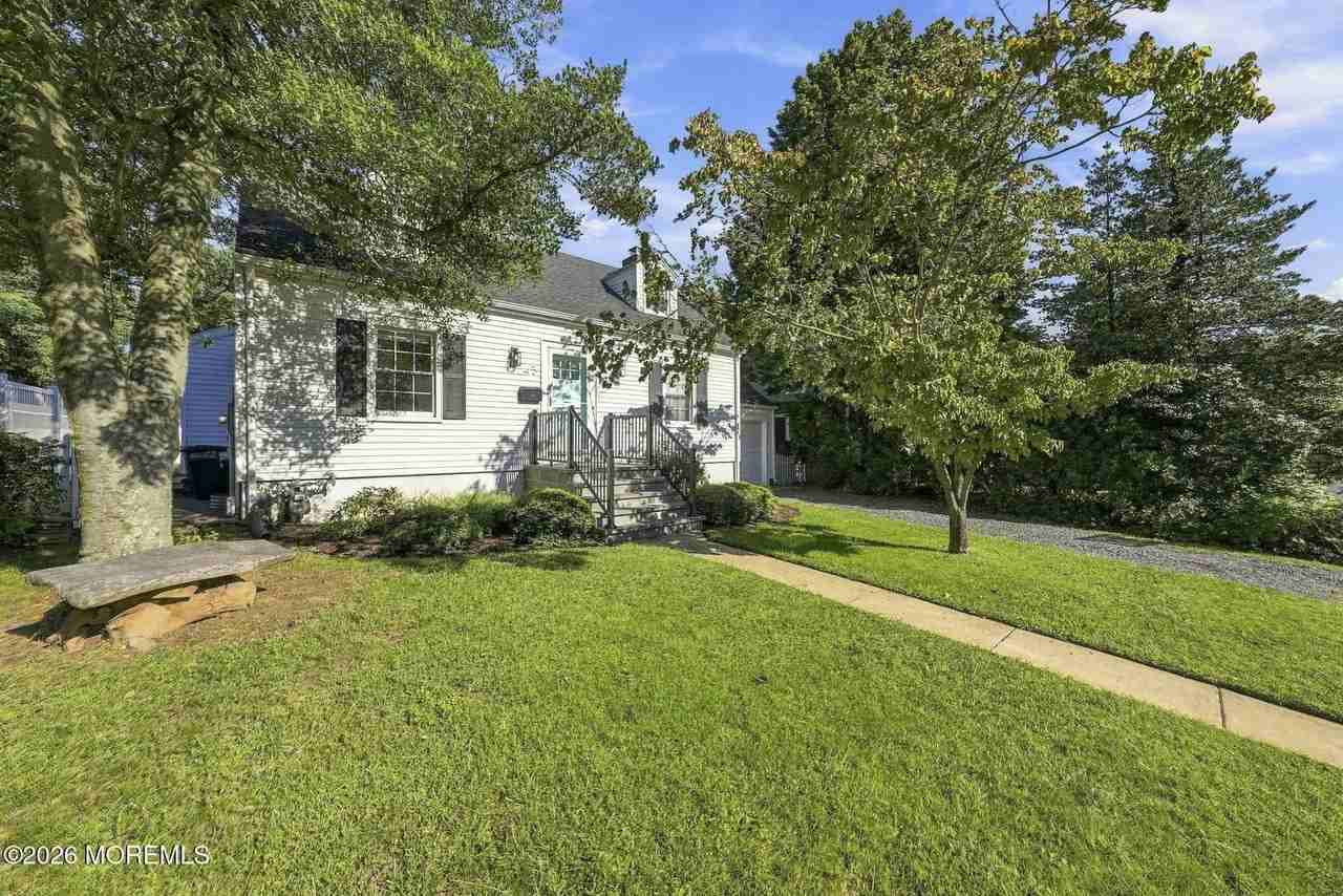 43 Salem Ln - Photo 2 of 50