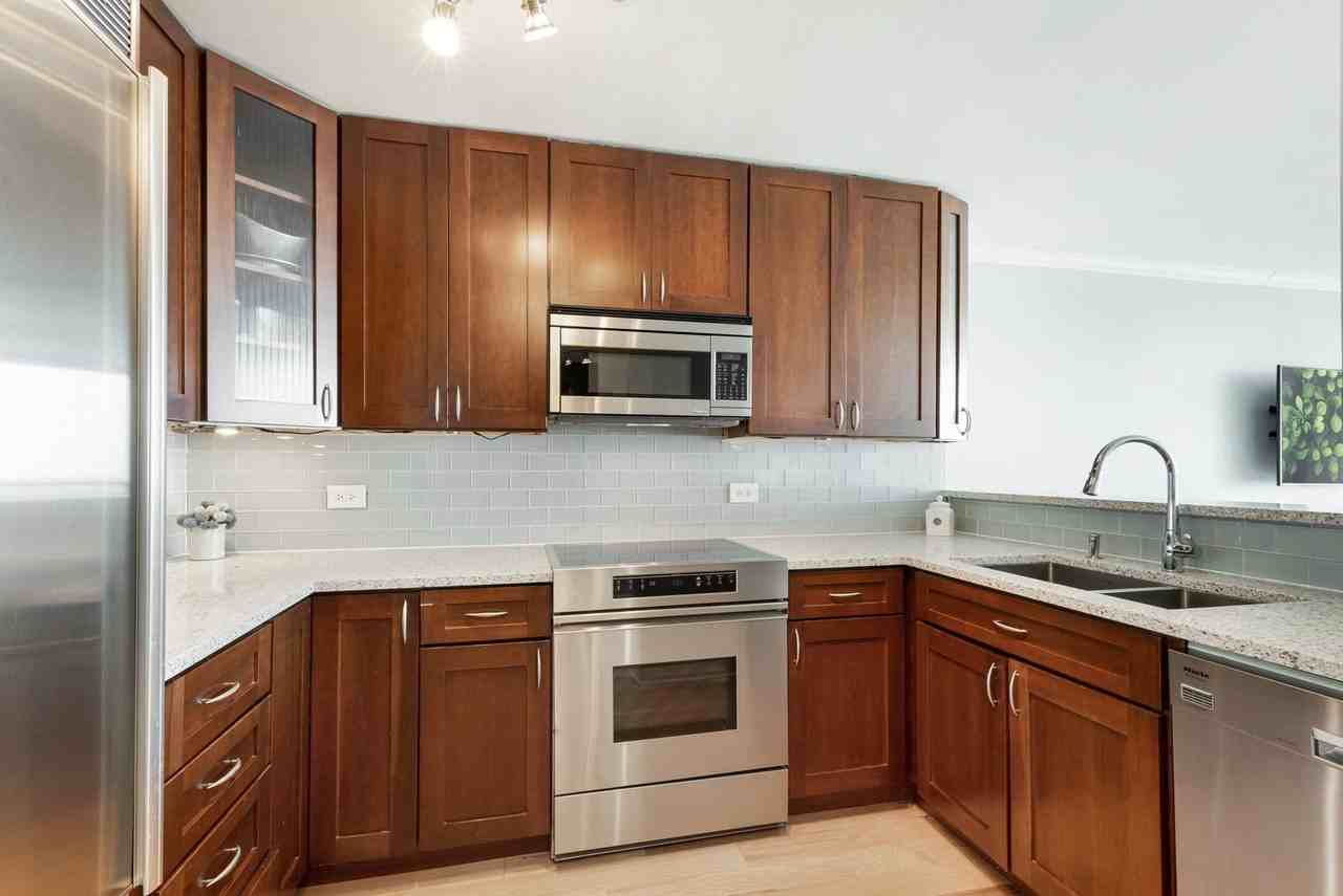 1030 N State St #52A - Photo 5 of 18
