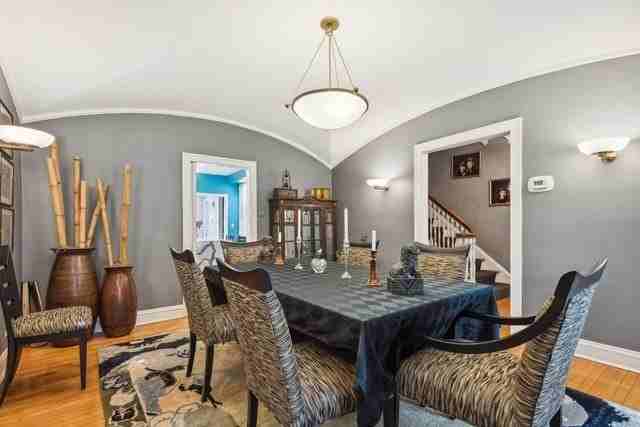 1316 Ashland Ave - Photo 5 of 20