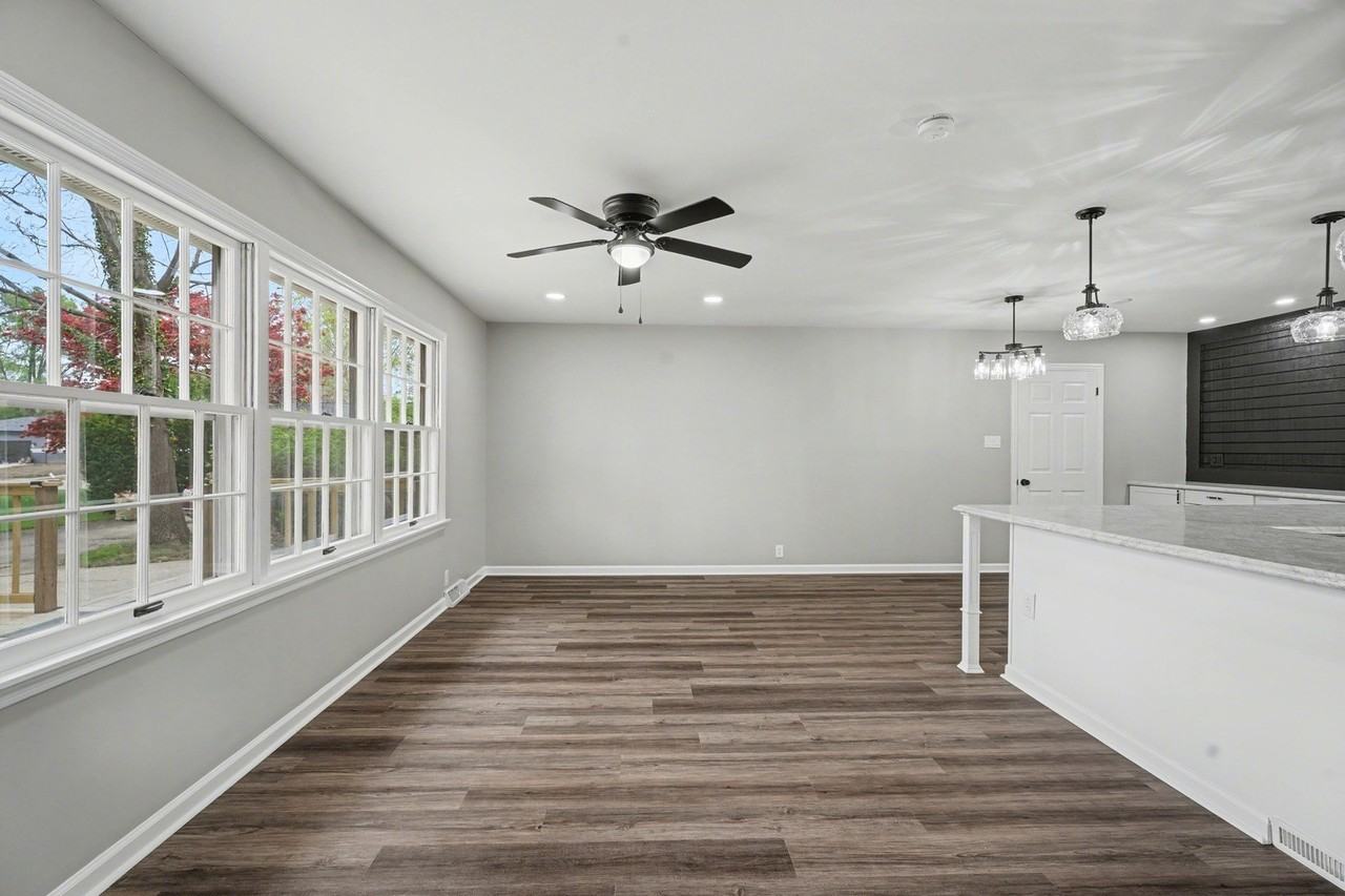 2303 Brookhaven Dr - Photo 3 of 34