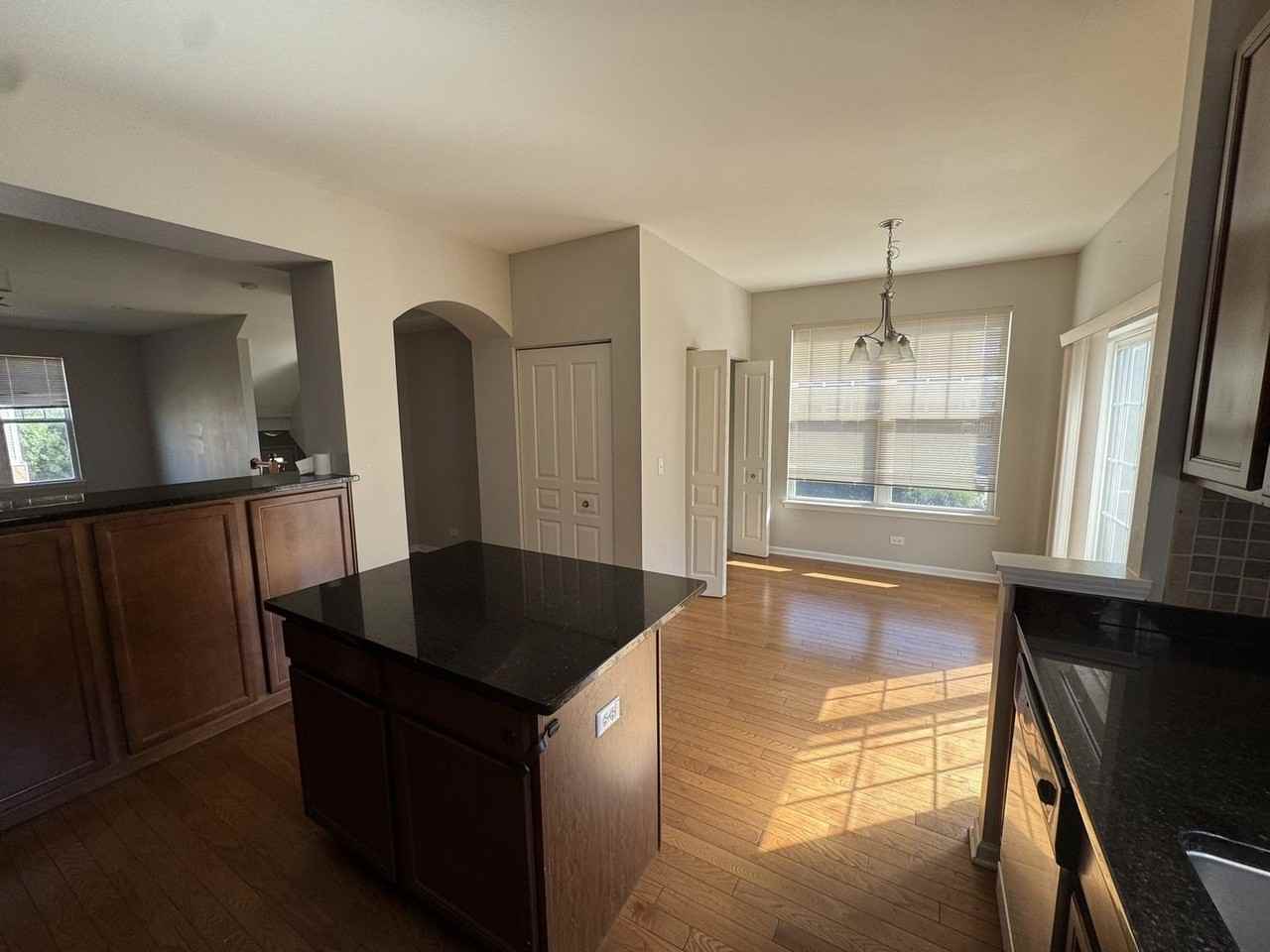 1238 Evergreen Ave - Photo 7 of 15