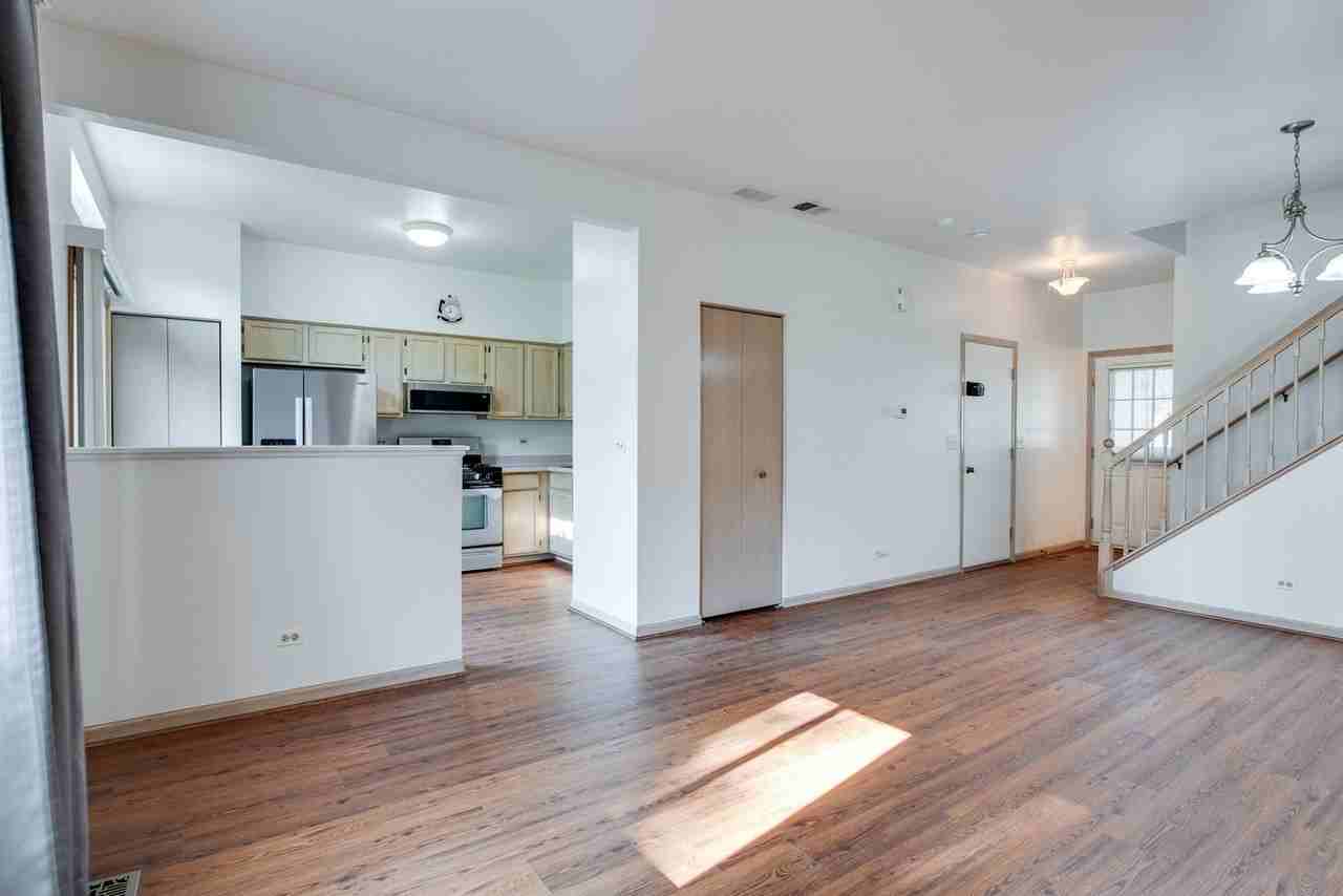 1216 Arapaho Ct #1216 - Photo 5 of 19