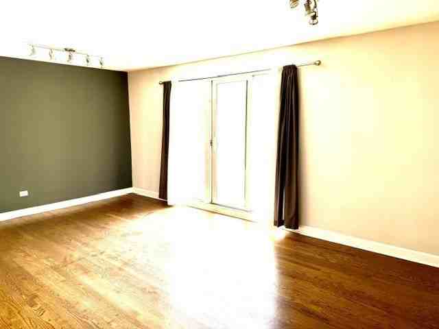 1260 W Byron St #2 - Photo 2 of 8