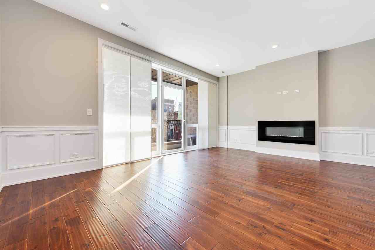 2518 W Division St #3W - Photo 2 of 13