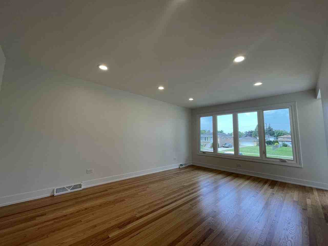 7925 Natchez Ave - Photo 3 of 22