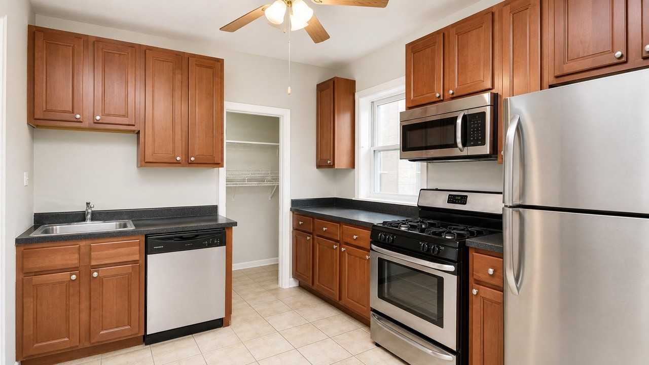 4843 N Drake Ave #1 - Photo 4 of 10