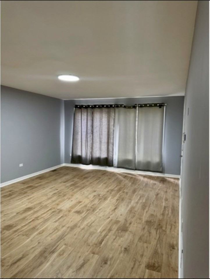 12230 S Mcdaniels St #1 - Photo 4 of 10