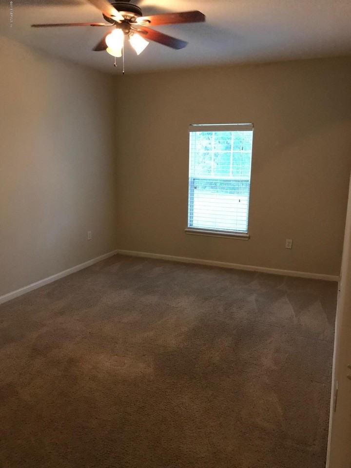 4935 Islamorada Ct #106 - Photo 5 of 9