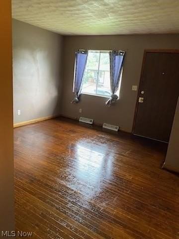 990 Bellevue Ave - Photo 2 of 24