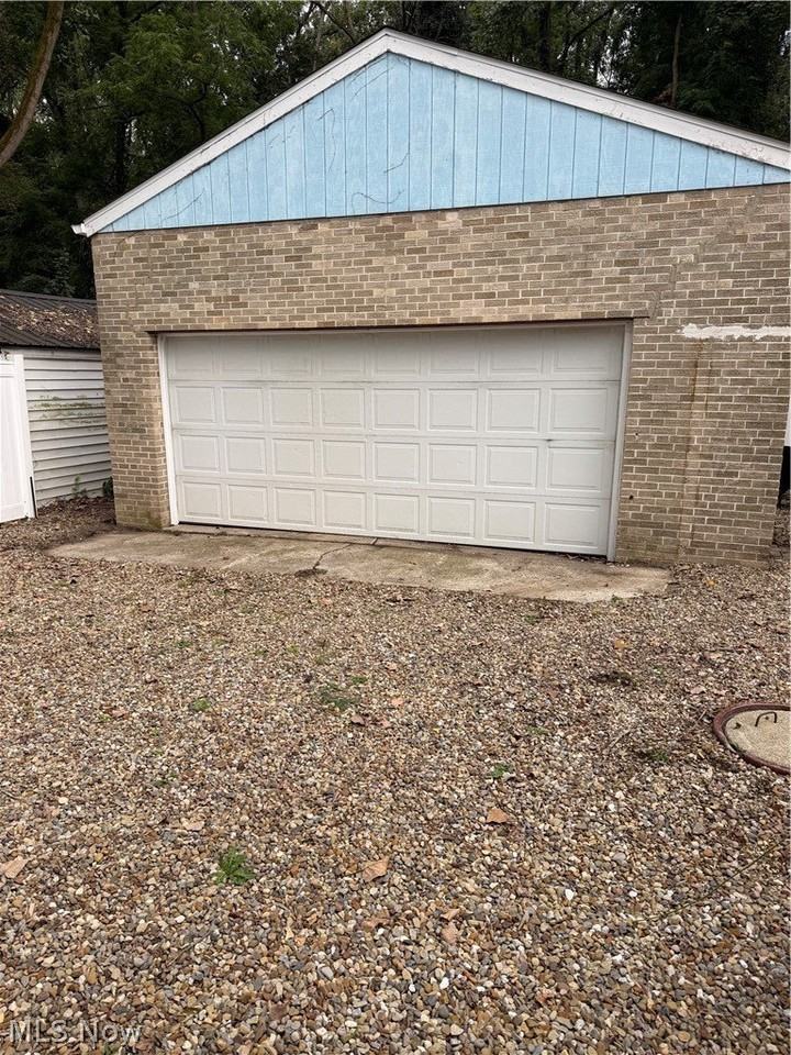 4238 State Park Dr - Photo 3 of 8