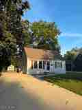 425 Hawkins Dr - Photo 1 of 1