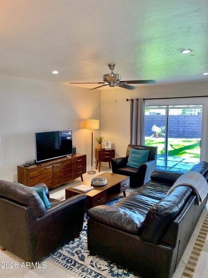 6919 E Cheery Lynn Rd - Photo 4 of 16
