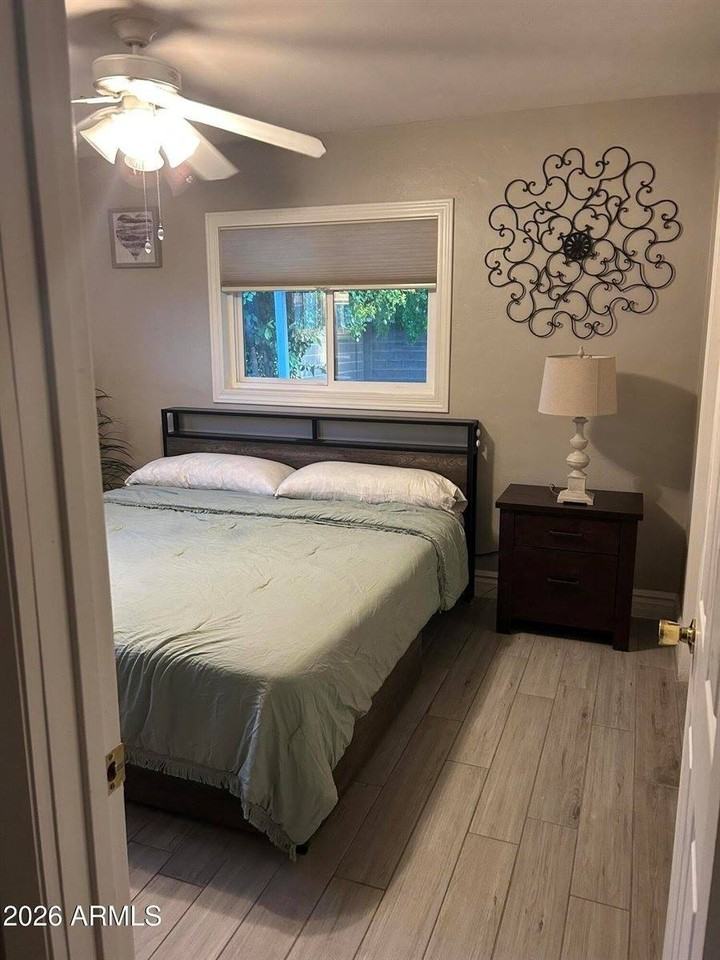 6919 E Cheery Lynn Rd - Photo 6 of 16