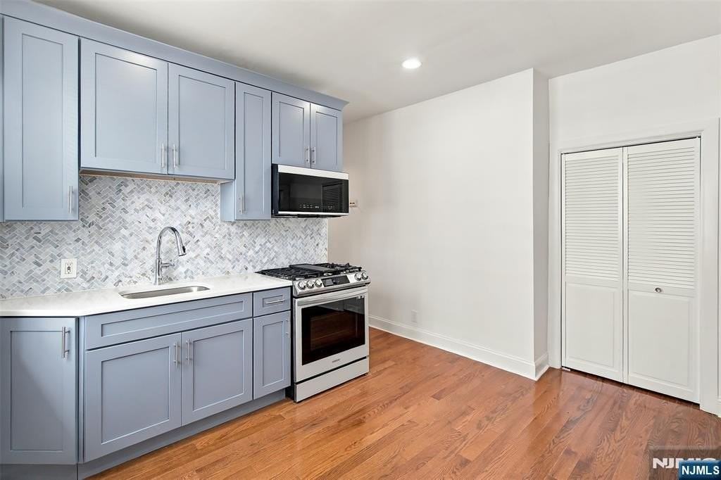 507 Beardsley Ave - Photo 2 of 16
